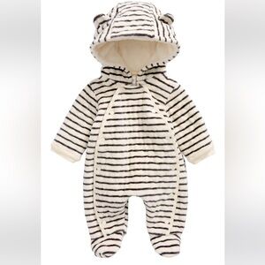 NWT nordstrom baby (3 months)